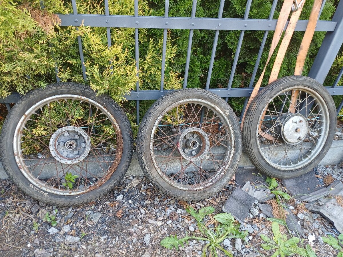 Brzdovy štít jawa - 8