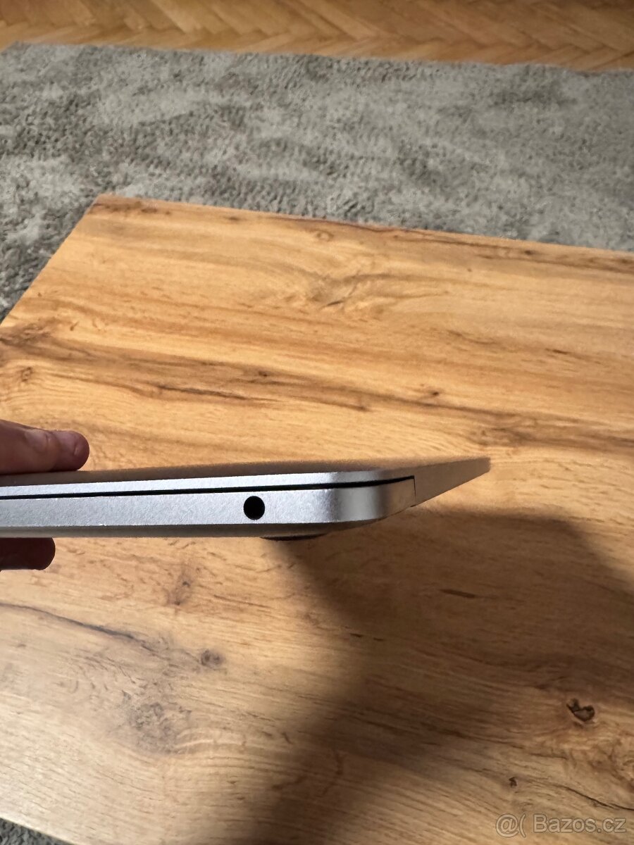 MacBook Pro 2020 M1 Touch Bar 13" - 8