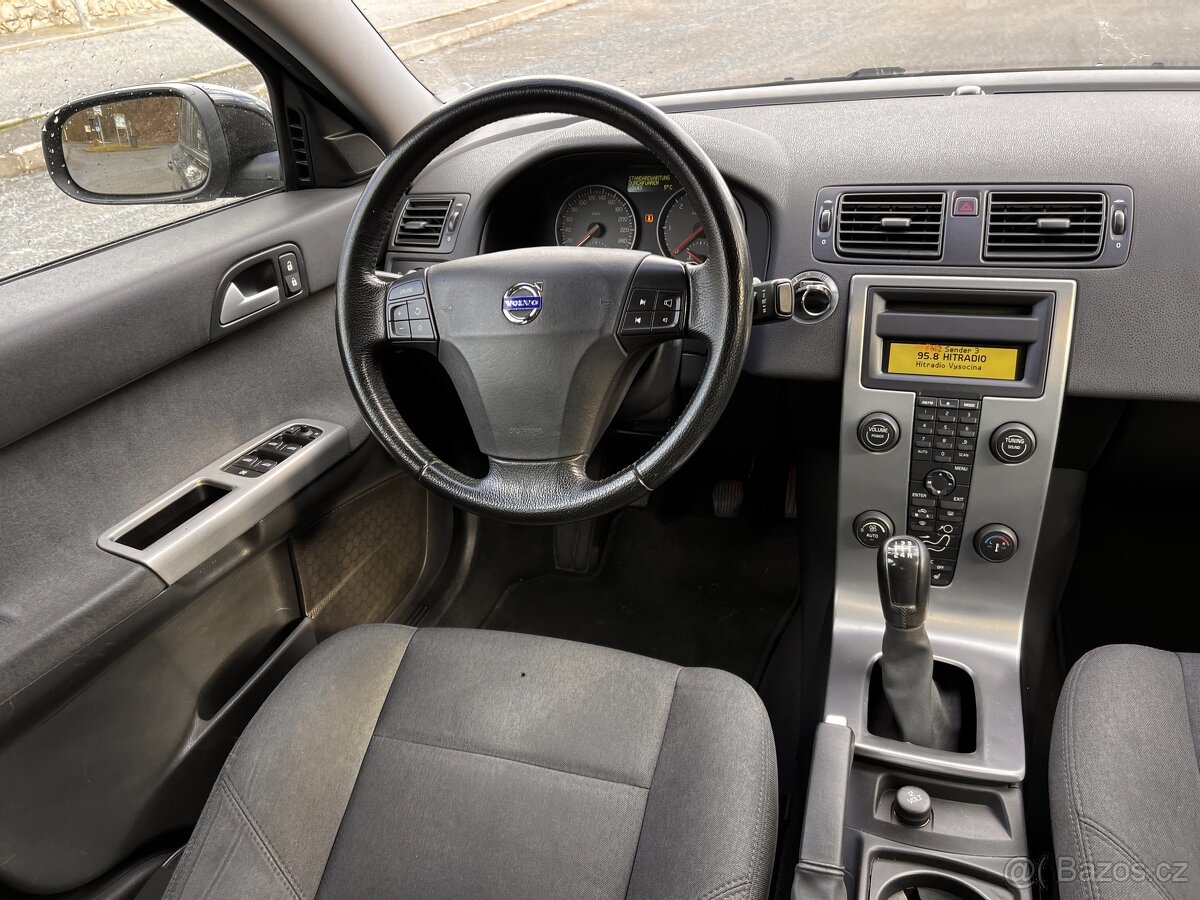 Volvo S40 1,6D, 80KW, rok 2007, super stav - 8