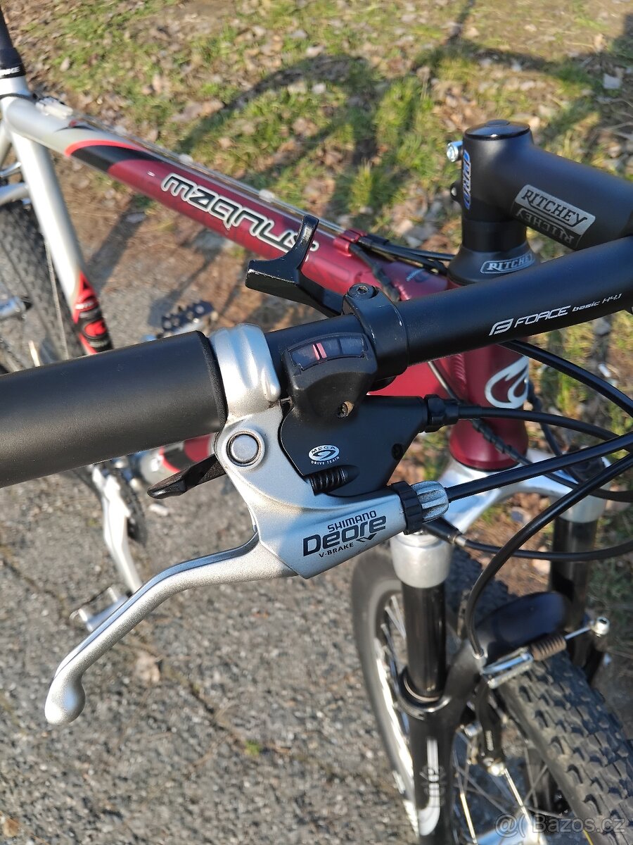 MTB Kellys Magnus - SHIMANO DEORE - 8