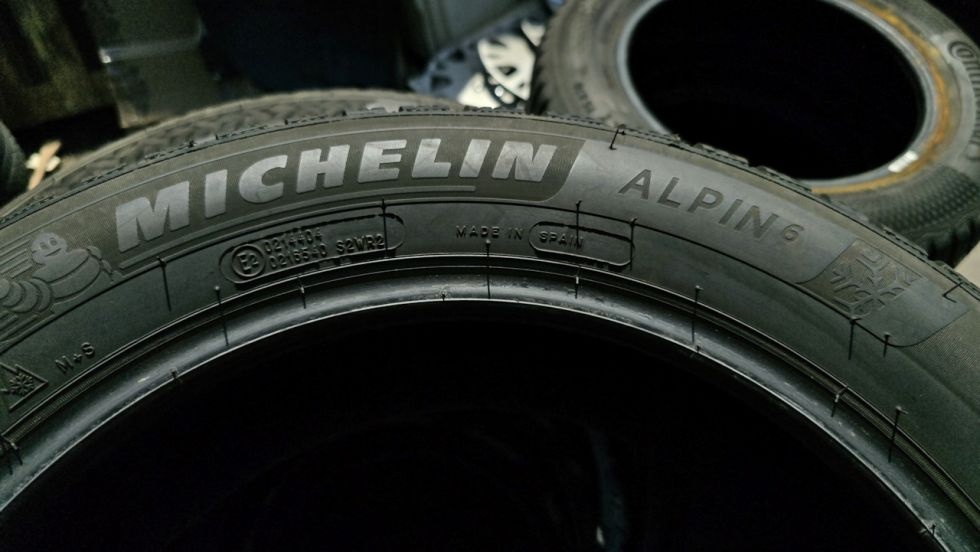 Zimní pneu 205/55/16 Michelin - 8