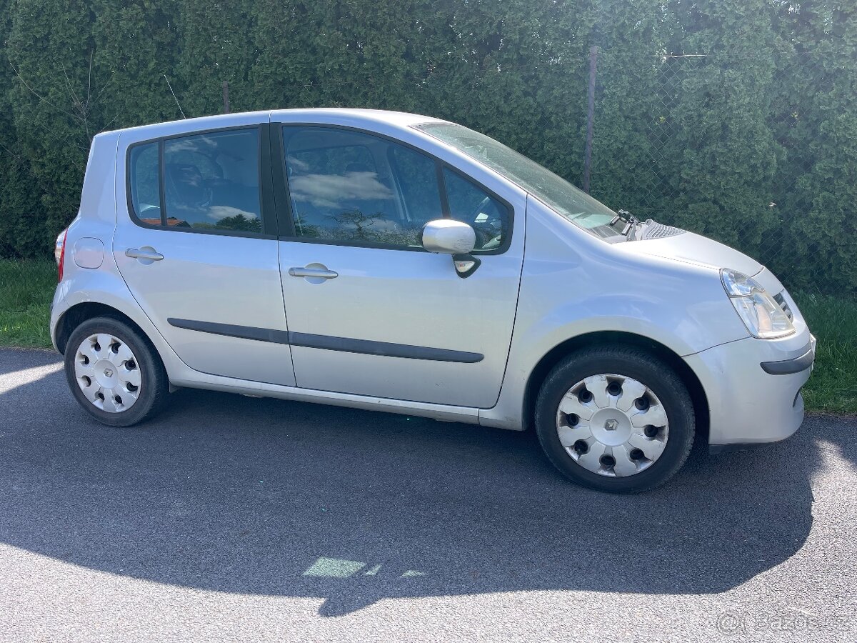 Renault Modus 1,6 16V Dynamique servisní knížk - 8