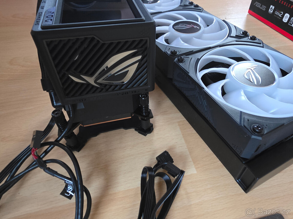 ASUS ROG Ryujin III 360 ARGB Extreme AIO CPU chladič - 8