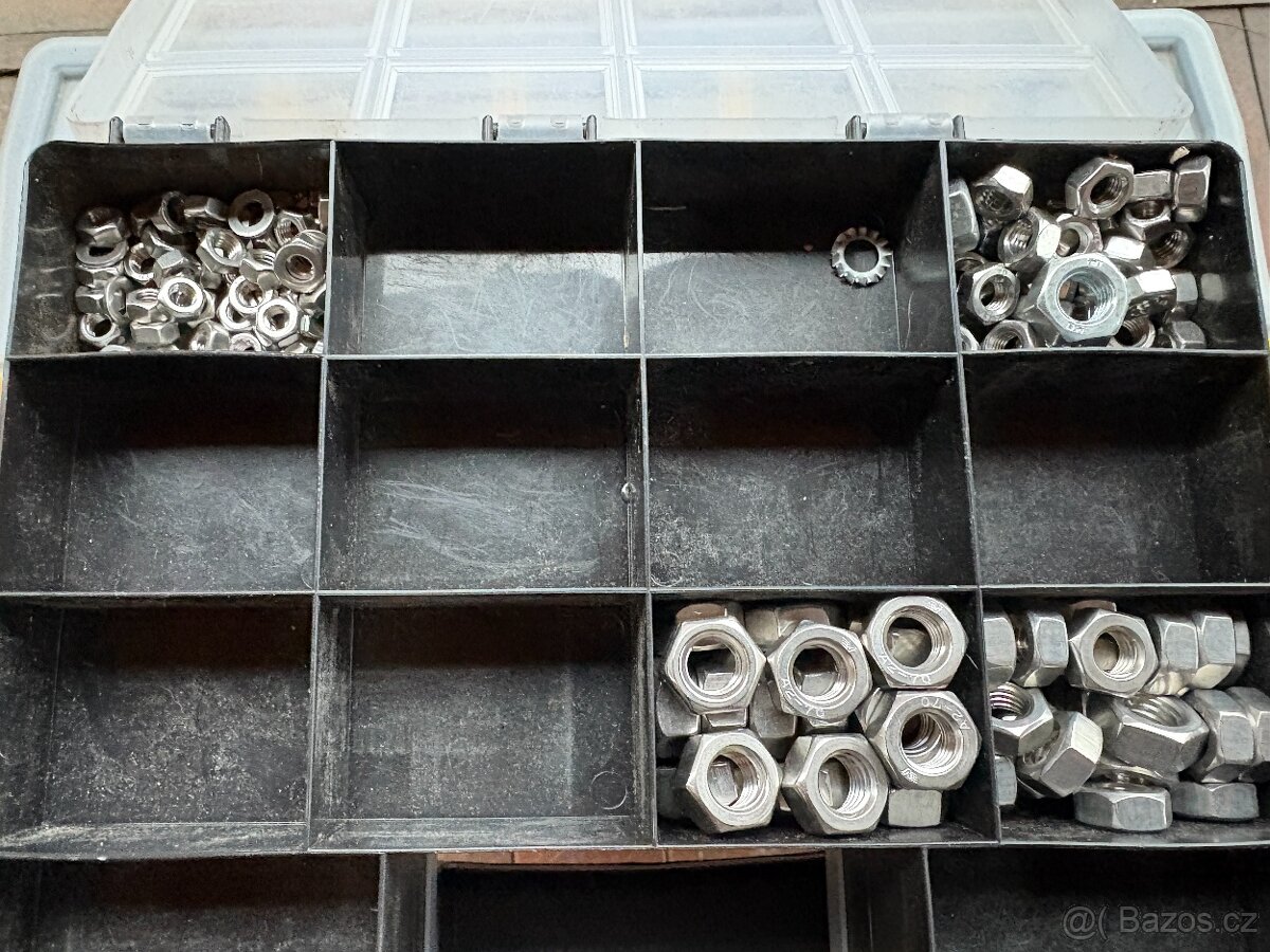 Organizér na drobné díly,šroubky,matice atd. BEZ SPOJOVÁKU - 8