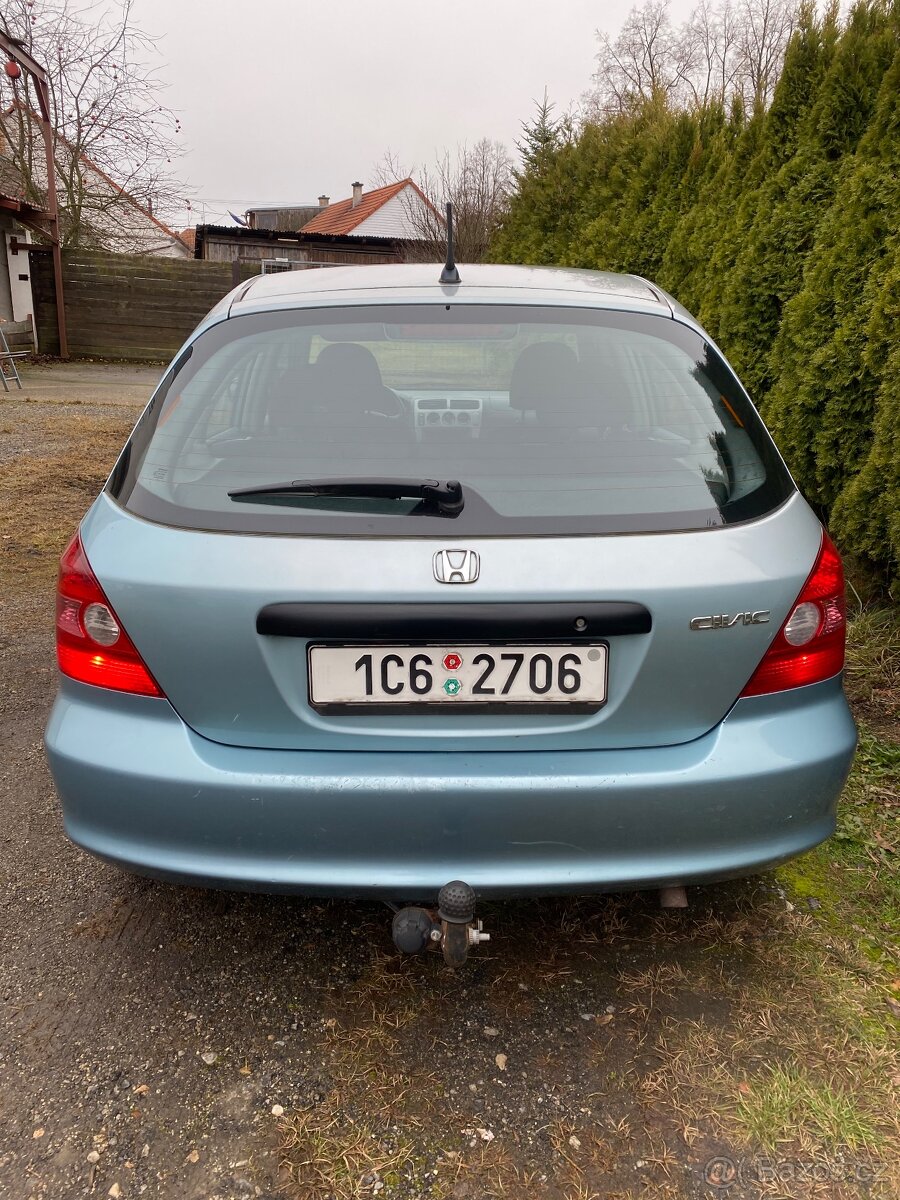 Honda Civic 1.6 VTEC 81kw rok 2003 STK 09/2027 původ ČR - 8