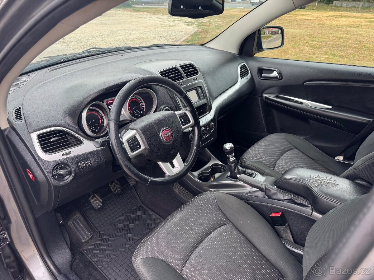 Fiat Freemont 2,0DCi 103kW, 7 míst, VYMĚNÍM - 8