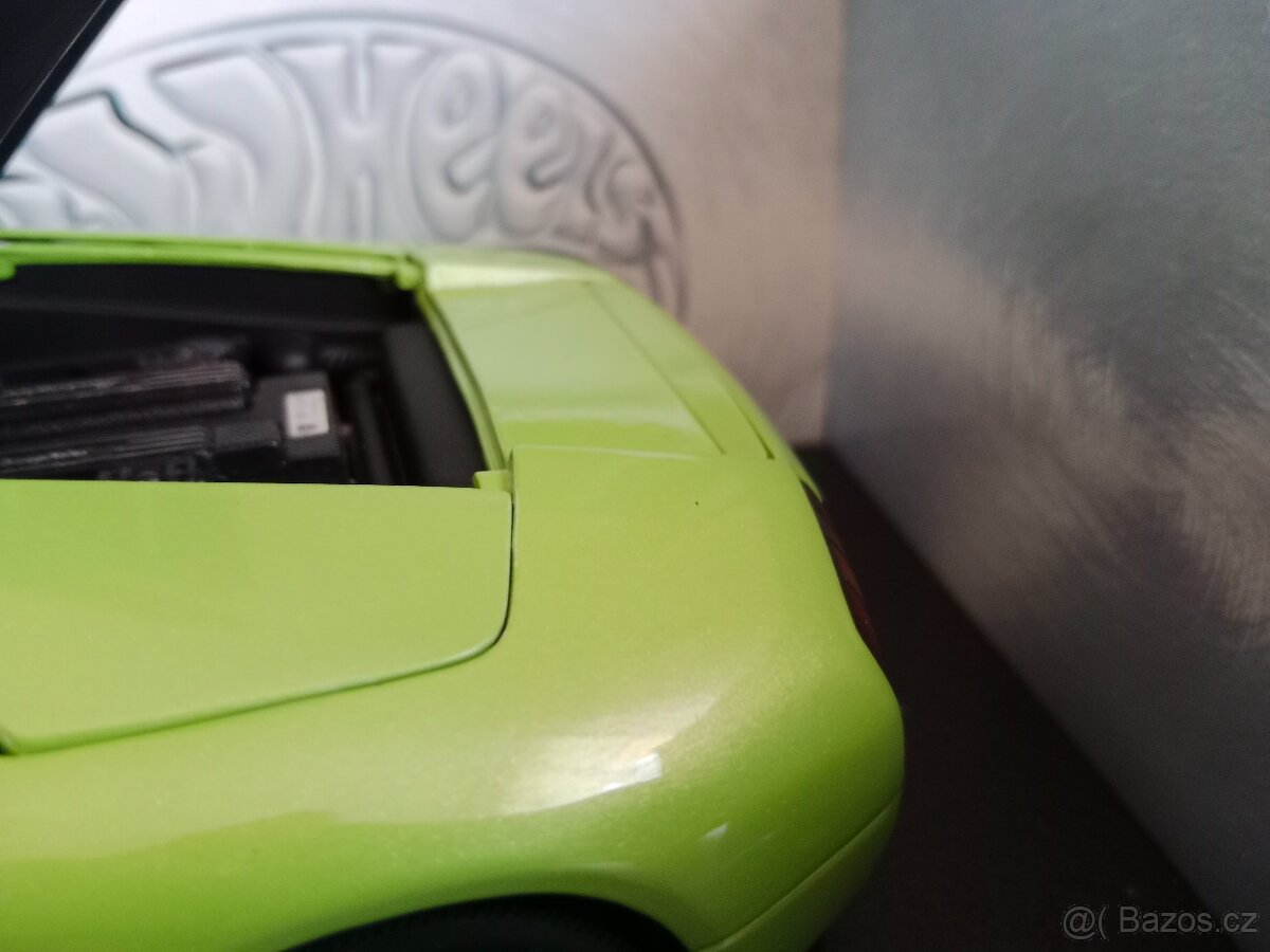 Lamborghini Murciélago 1:18 - 8