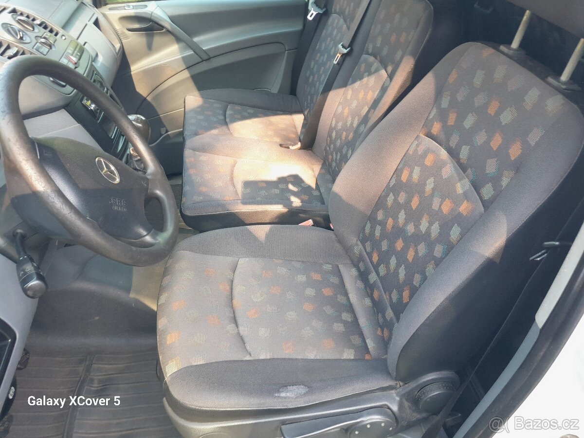 Karoserie na Mercedes Benz Vito 109 CDI klimatizace 6 míst - 8