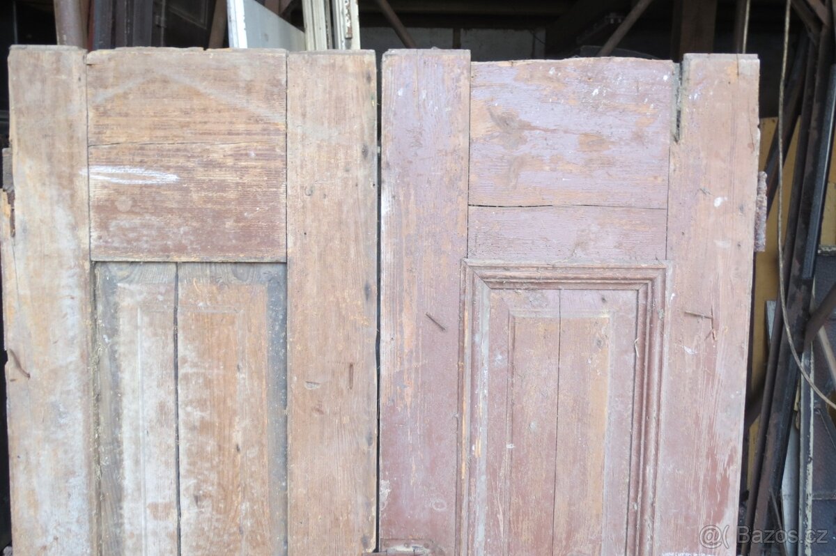 4/ Staré vchodové dveře - 8