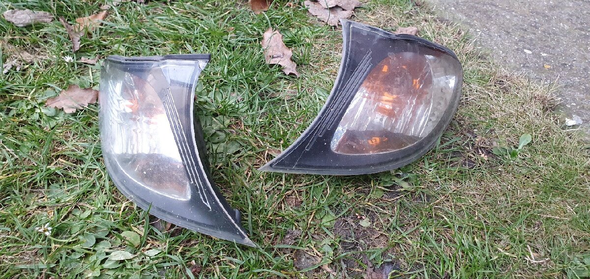 Zadní pravé světlo - 8