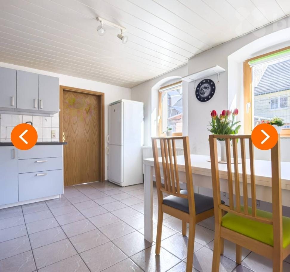 Prodej rodinného domu 6+1 - 8