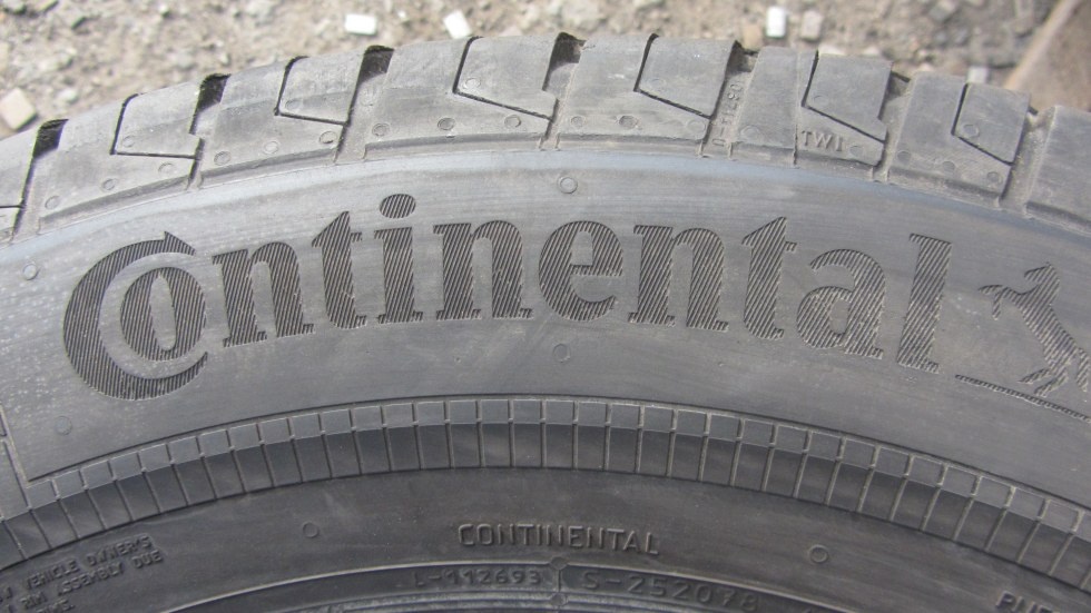 Letní pneumatiky 215/65/15c Continental - 8