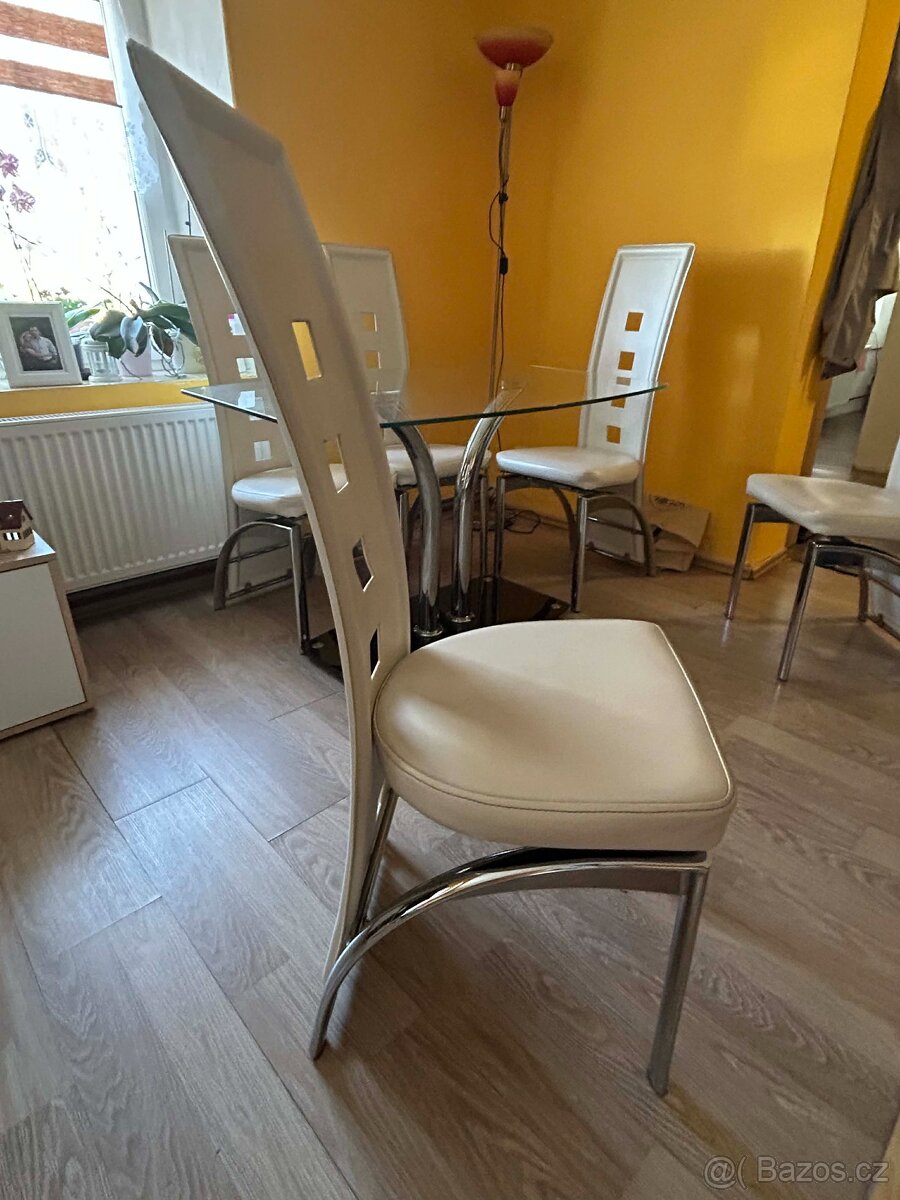 Jídelní set - 8