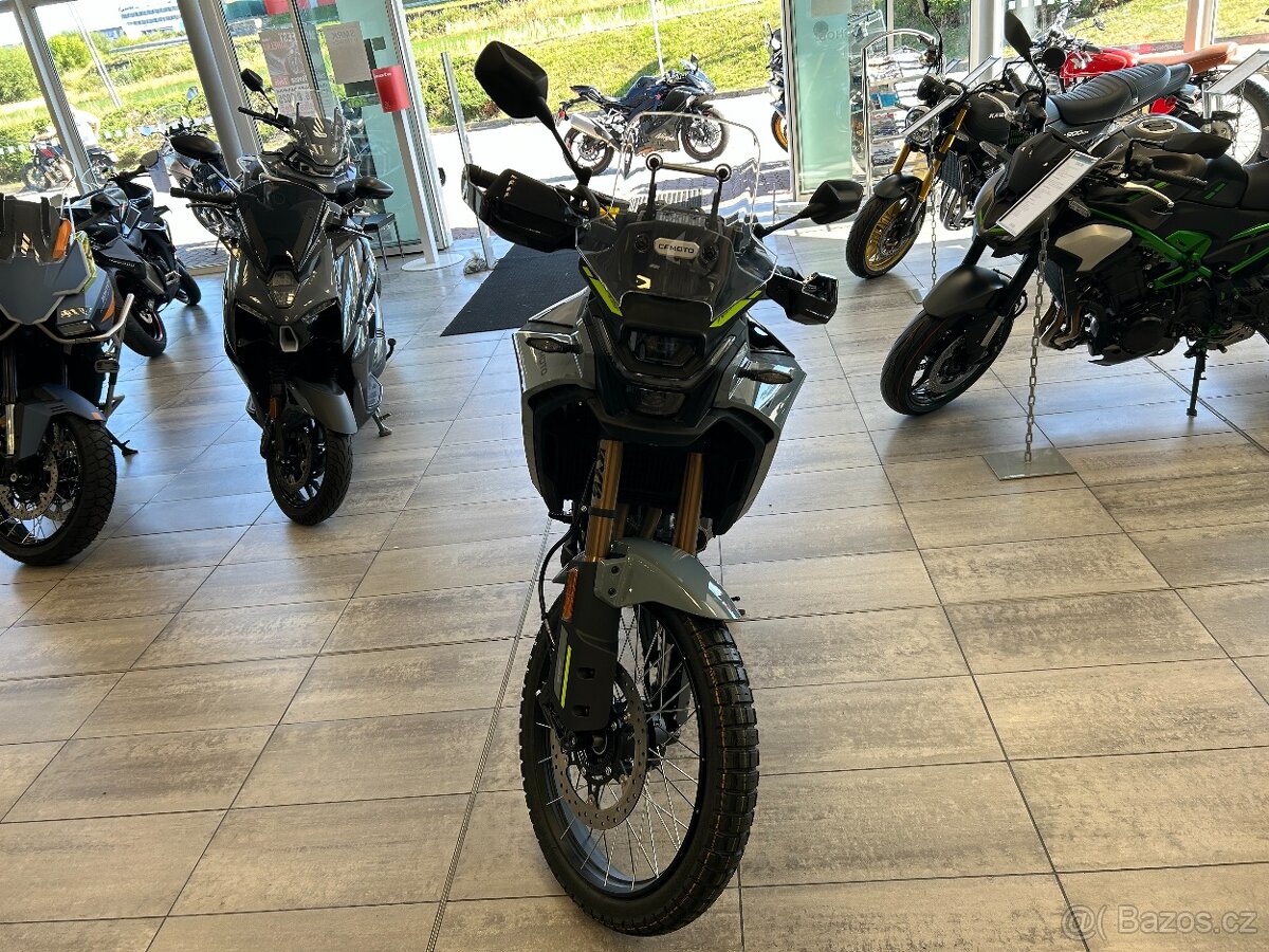 CF Moto 450 MT-R 2025 Skladem - 8