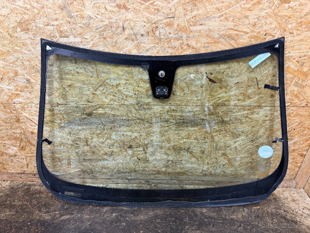 ČELNÍ OKNO JAGUAR XF 2009 - 8