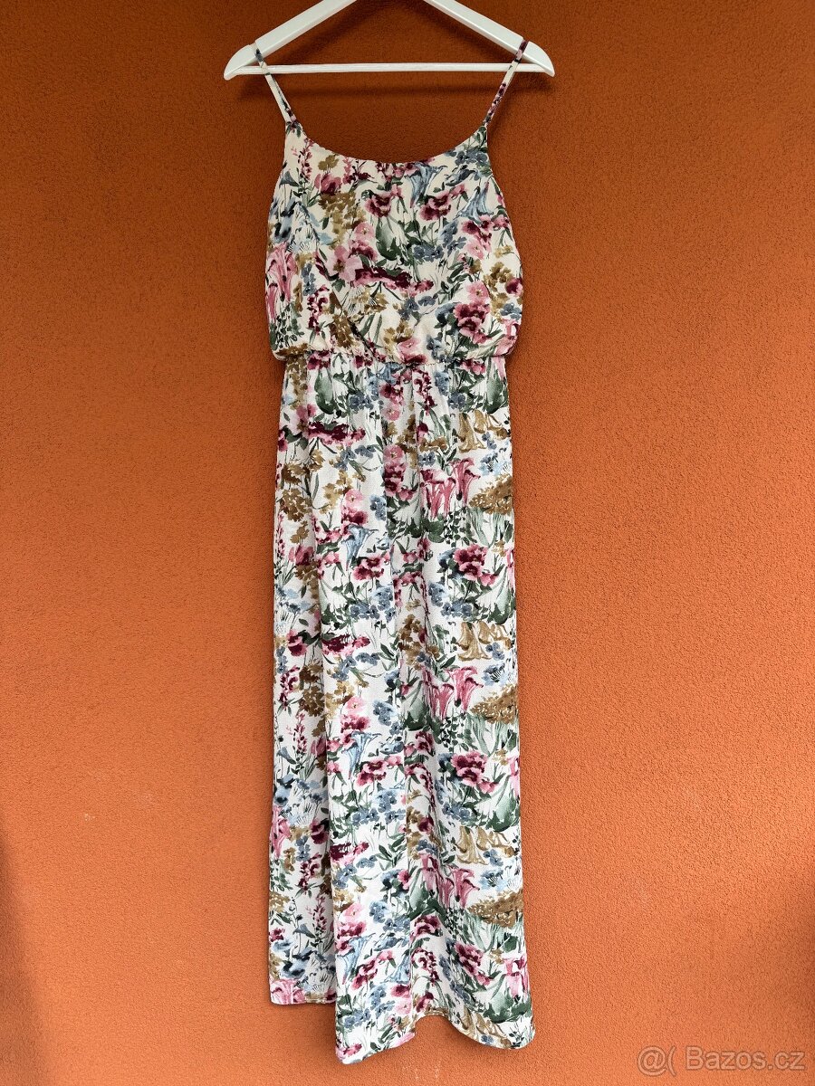 Balík dámského oblečení - 8