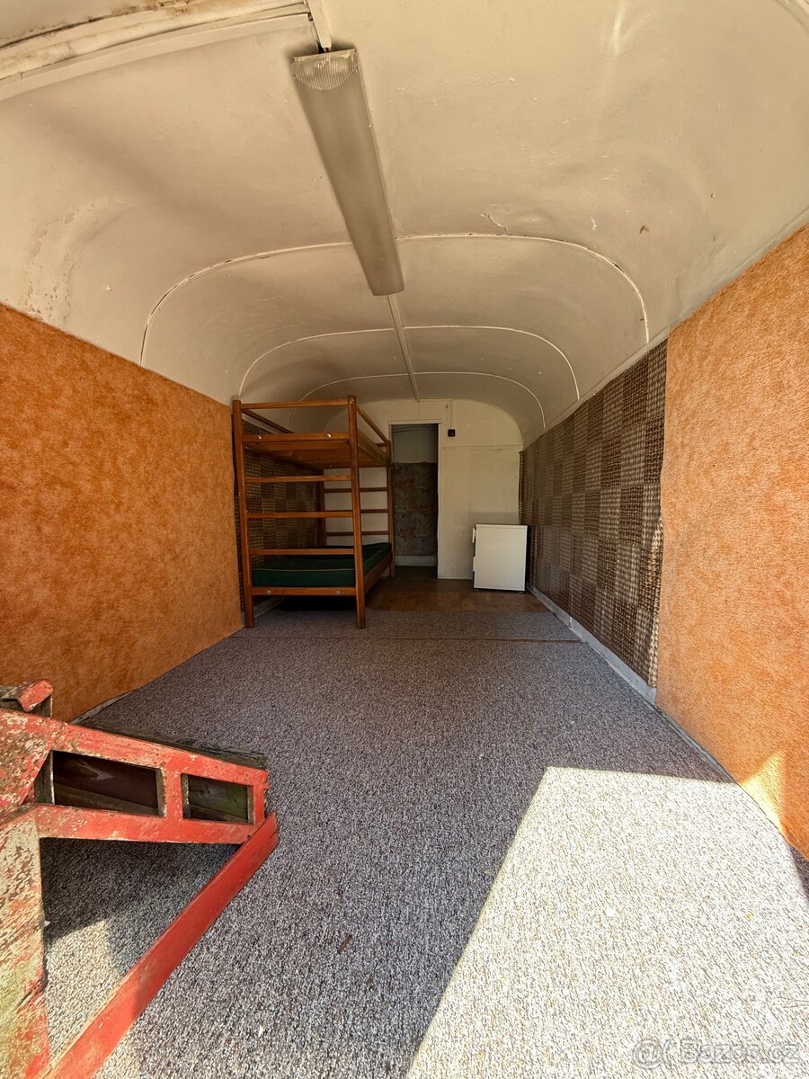 Maringotka historická - 8