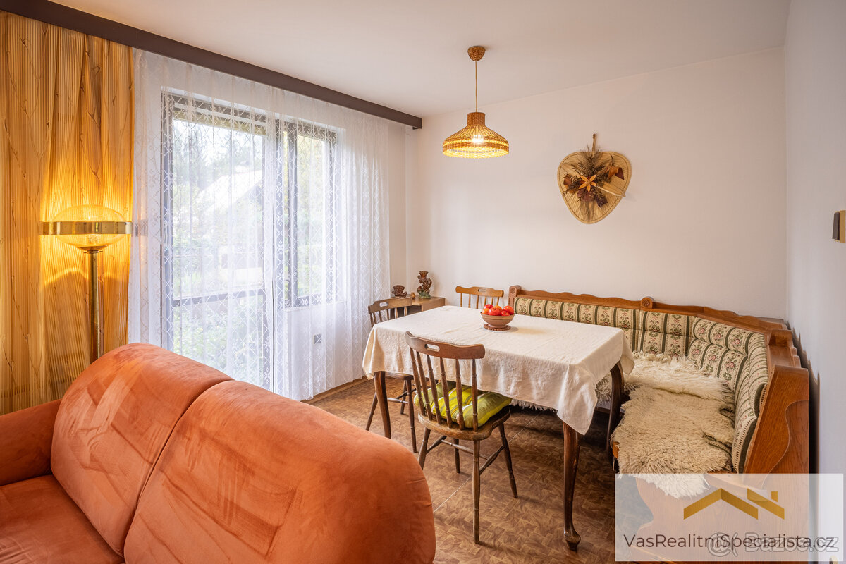 Ráj klidu a přírody: rovinatý pozemek s rekreačním objektem - 8