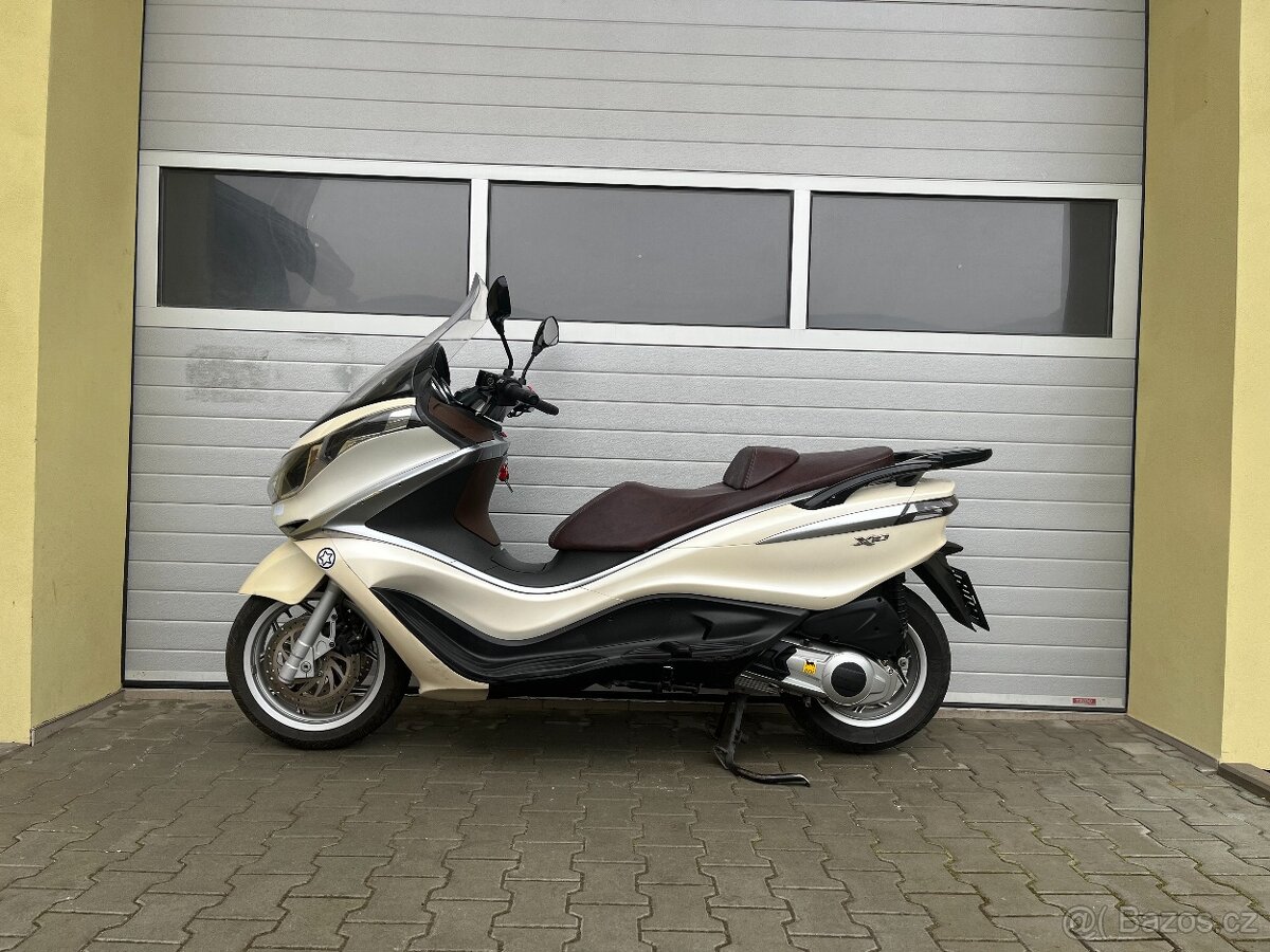 Piaggio X10 125 - 8