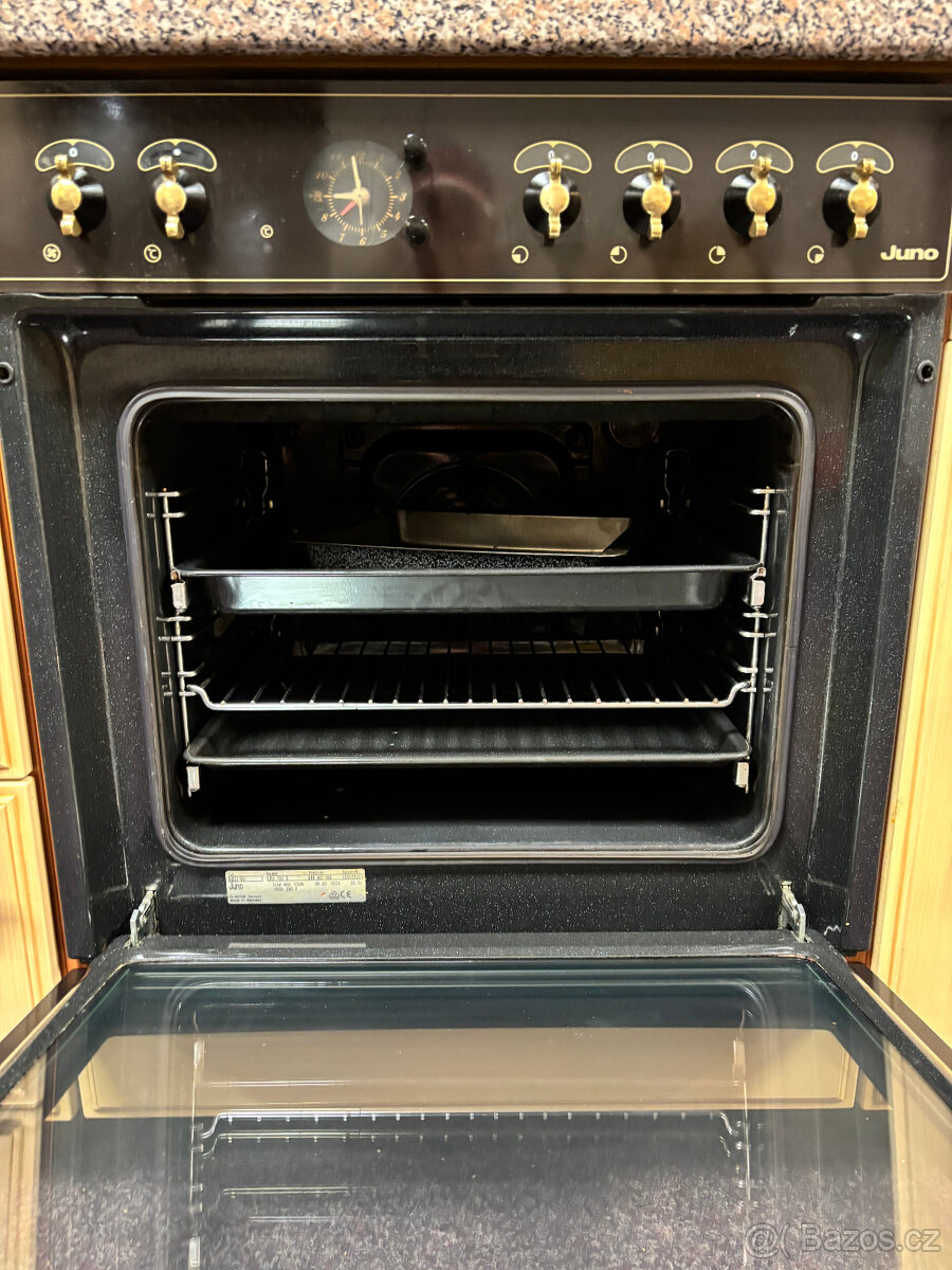 Kuchyňská linka vč spotřebičů - 8