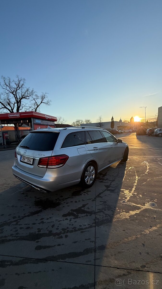 Mercedes W212 AMG - 8