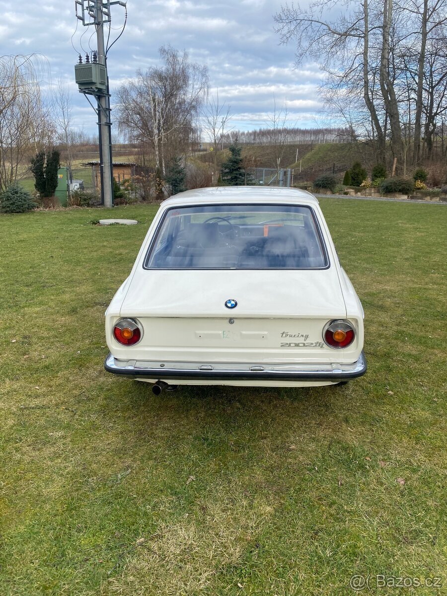 BMW 2002 tii touring - 8