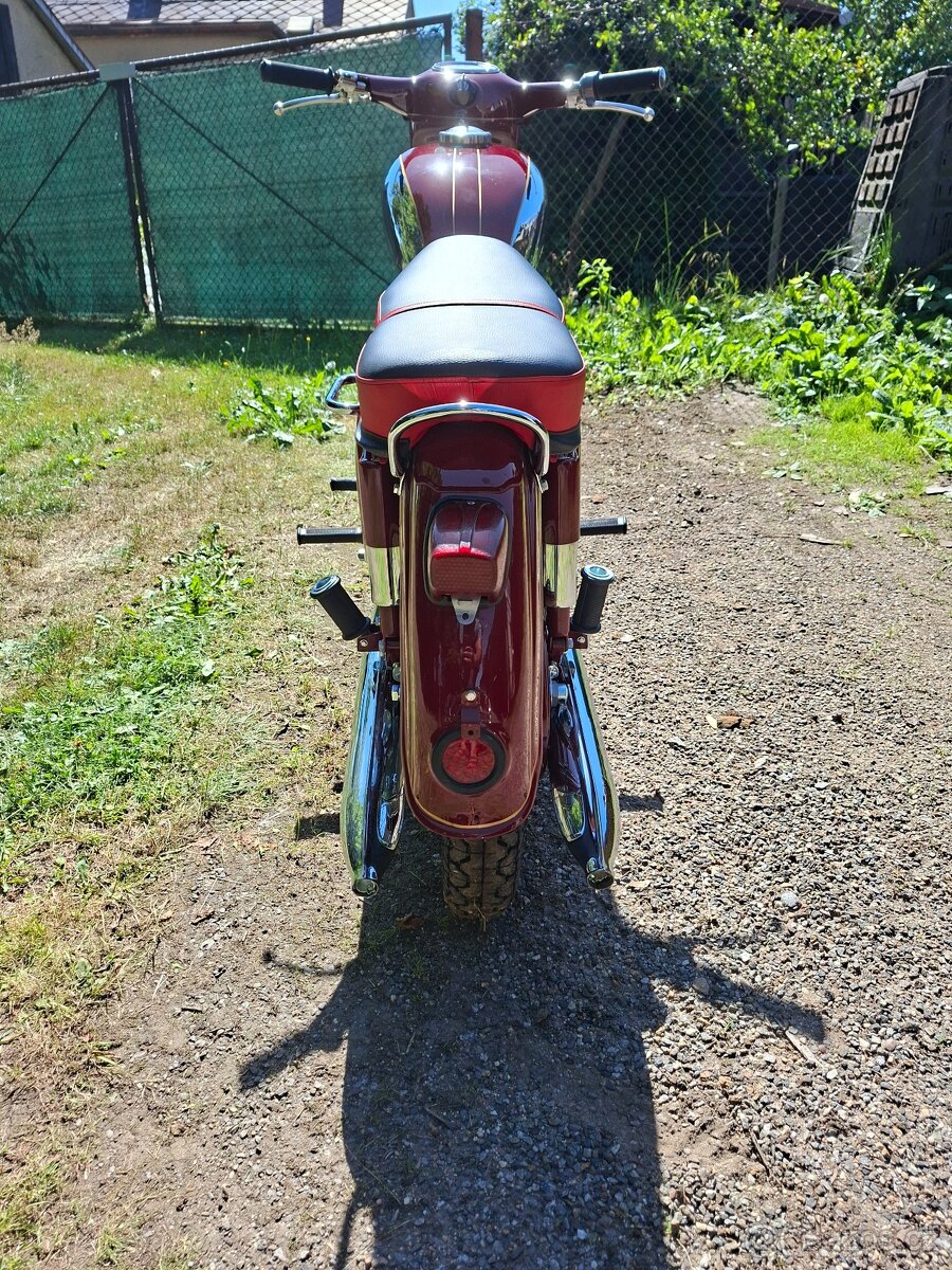 Jawa 250 typ 559 Panelka - 8