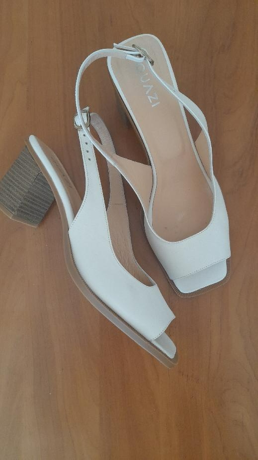 Smetanové celokožené sandály vel: 41, zn: QUAZI - 8