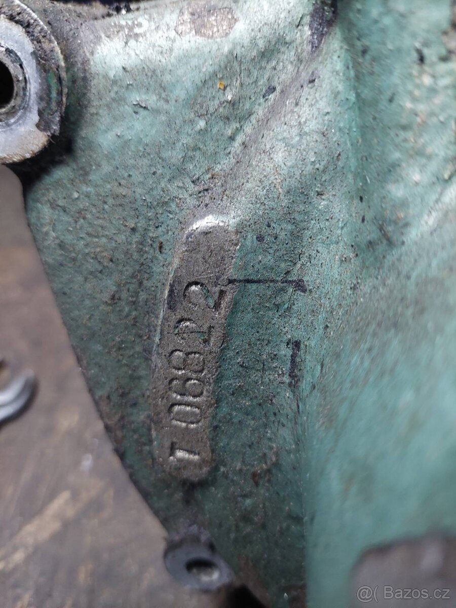 Motor na IŽ49 kliková hřídel bez vůle v dobrém stavu IŽ350 - 8