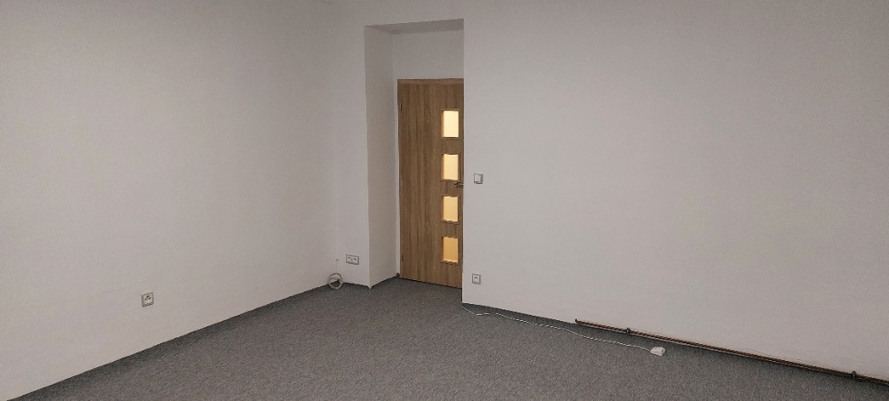 Prodej bytu 1+1 Dvůr Králové - 8