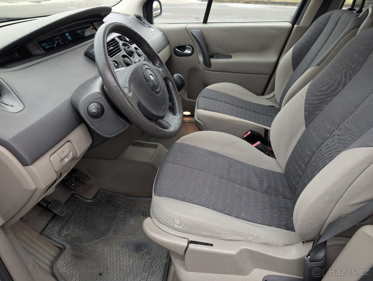 RENAULT MEGANE SCENIC 1,6i 83kW 2005 - 8