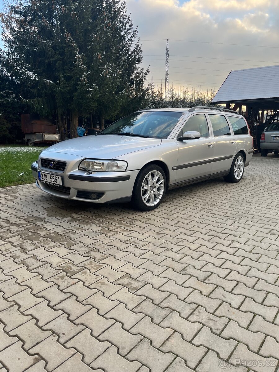 Volvo V70R - 8