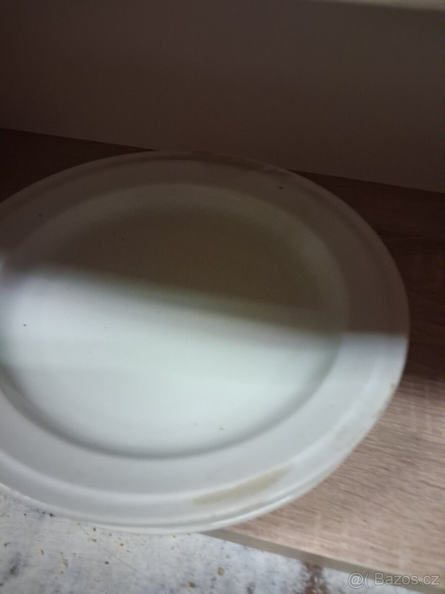 Talíře, budíky, mikrofon - 8