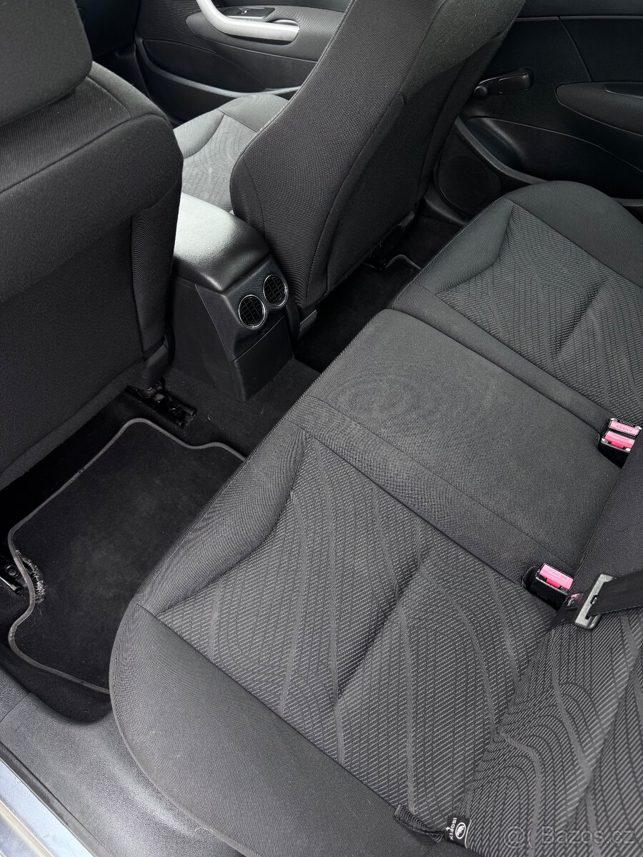 Peugeot 308 1.4 MPi - 8