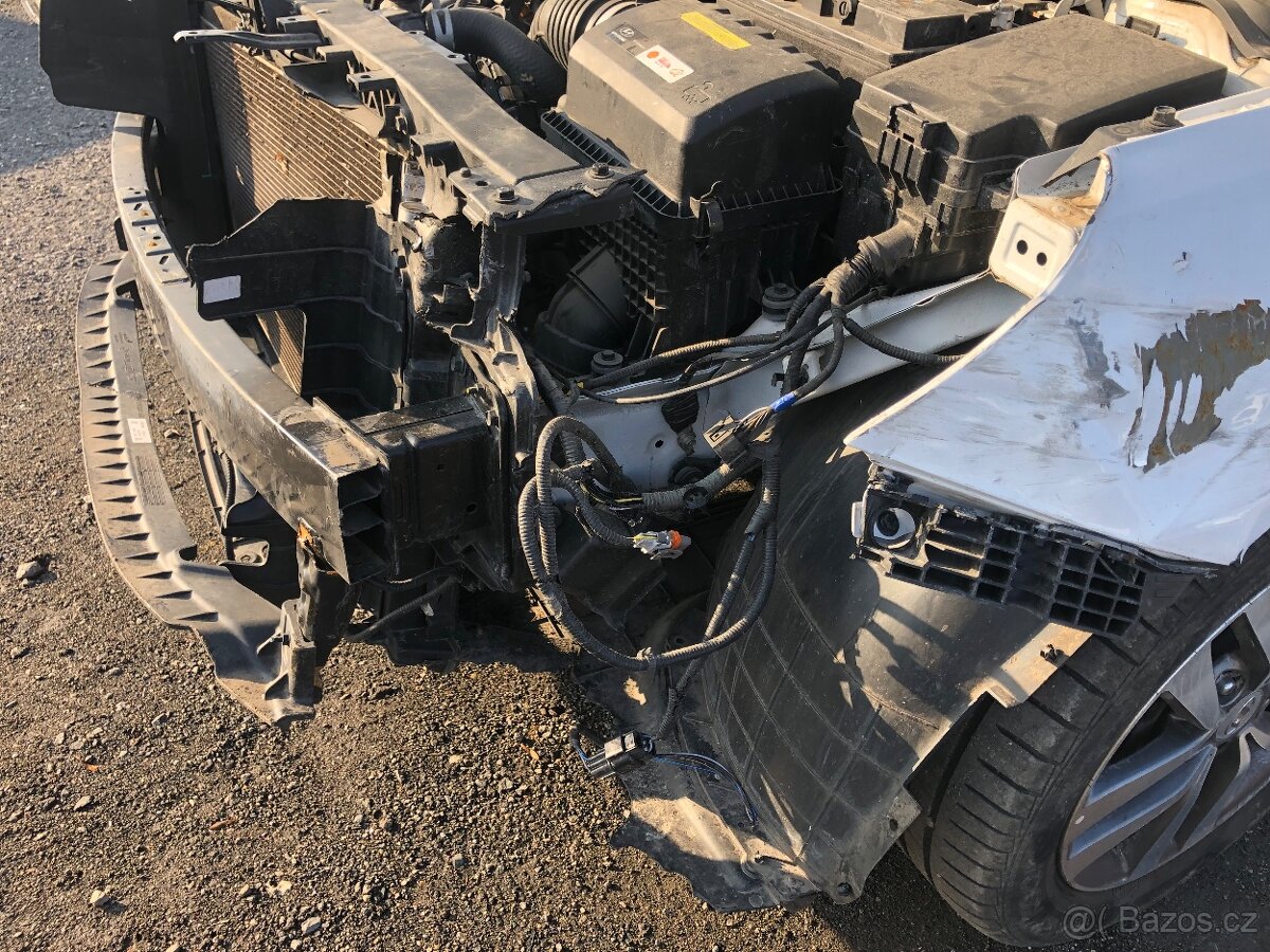 Hyundai I30 combi 1.4i POJÍZDNÉ 78000KM - 8