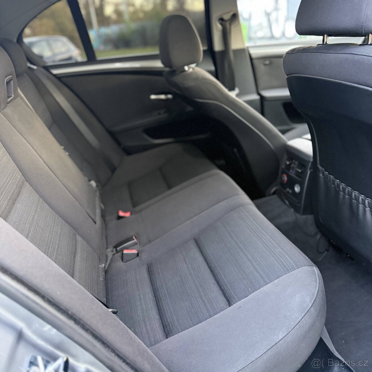 BMW Řada 5, E60 525 i Ojeté, 5/2008, 234100 km platná STK 9/ - 8