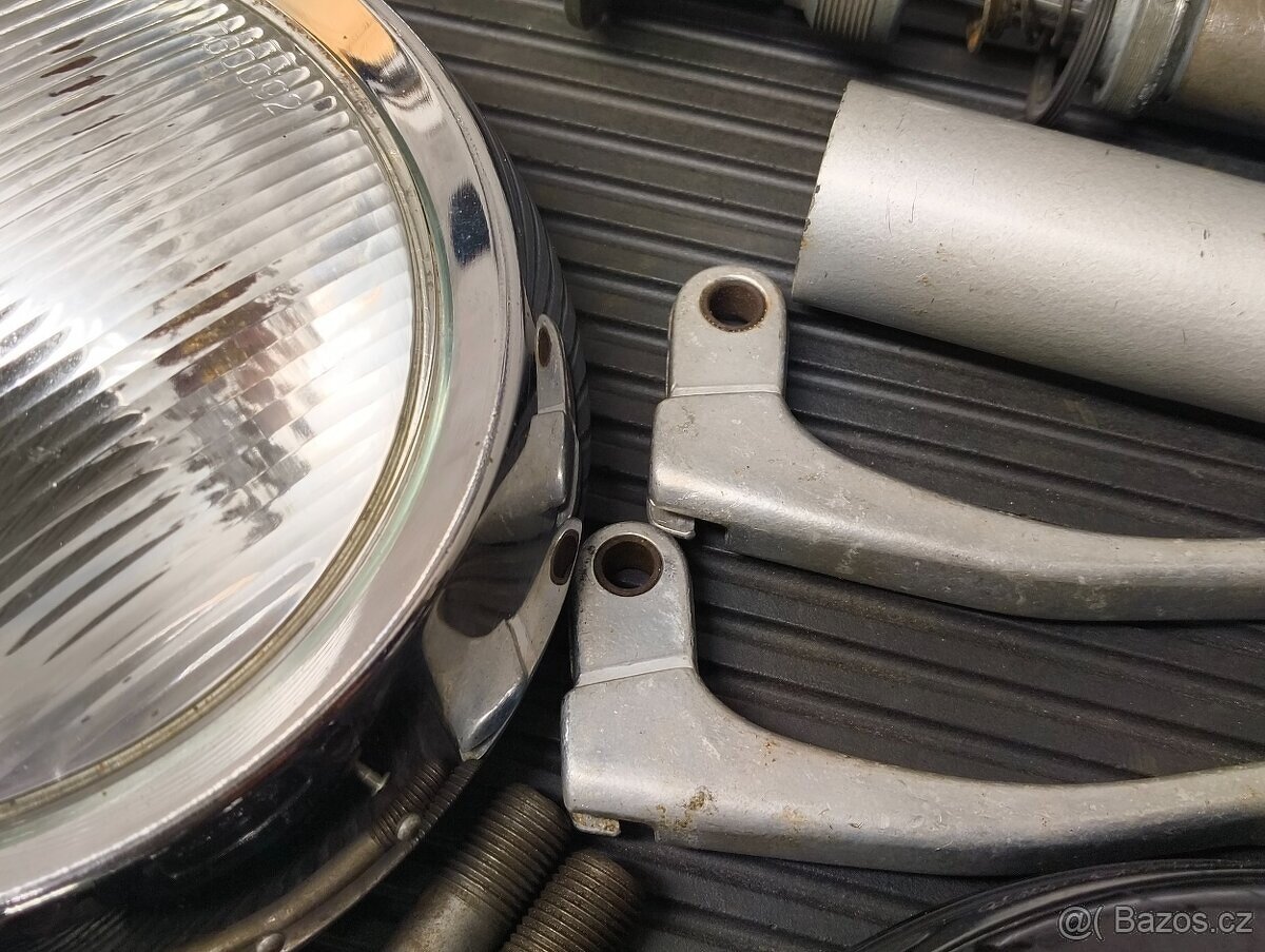 Nepoužité uloženkové originální díly ČZ 125 175 250 477 476 - 8