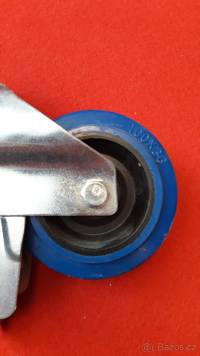 Kolečka pro Case - 8