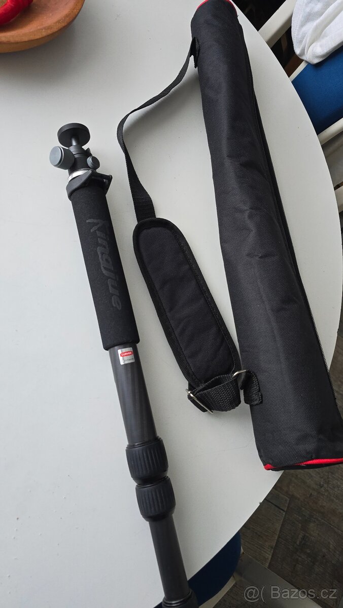 Sony Alpha 7 tělo a Zeiss 1,8/55mm - 8