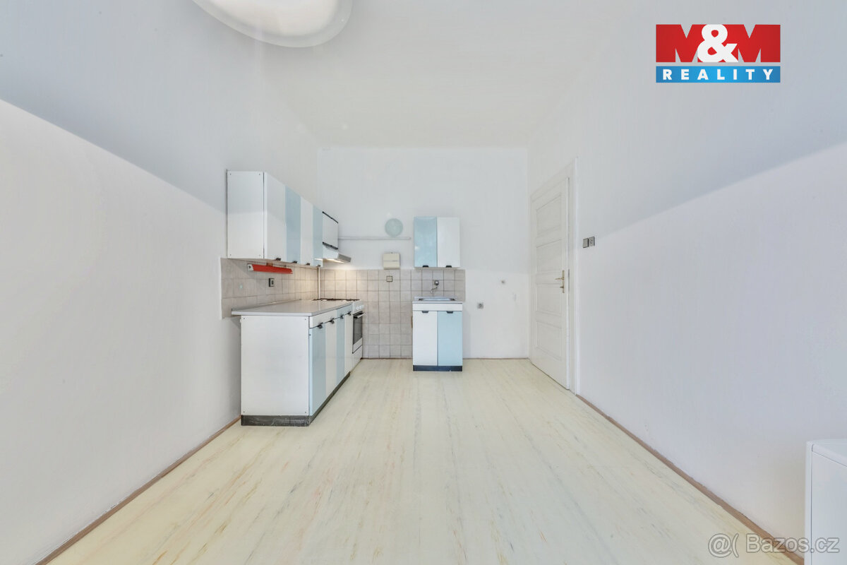 Prodej bytu 1+1, 70 m², Praha, ul. Terronská - 8