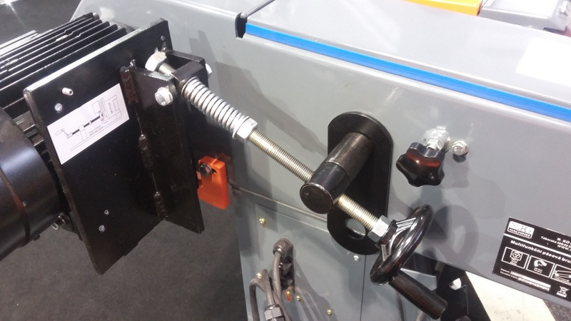 Multifunkč. pásová bruska na průniky trubek a jeklů - 8