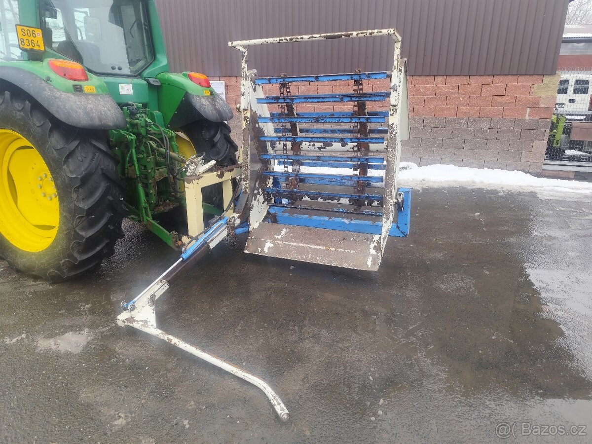 Rozvinovač balíků CALVET DB 2000 - 8