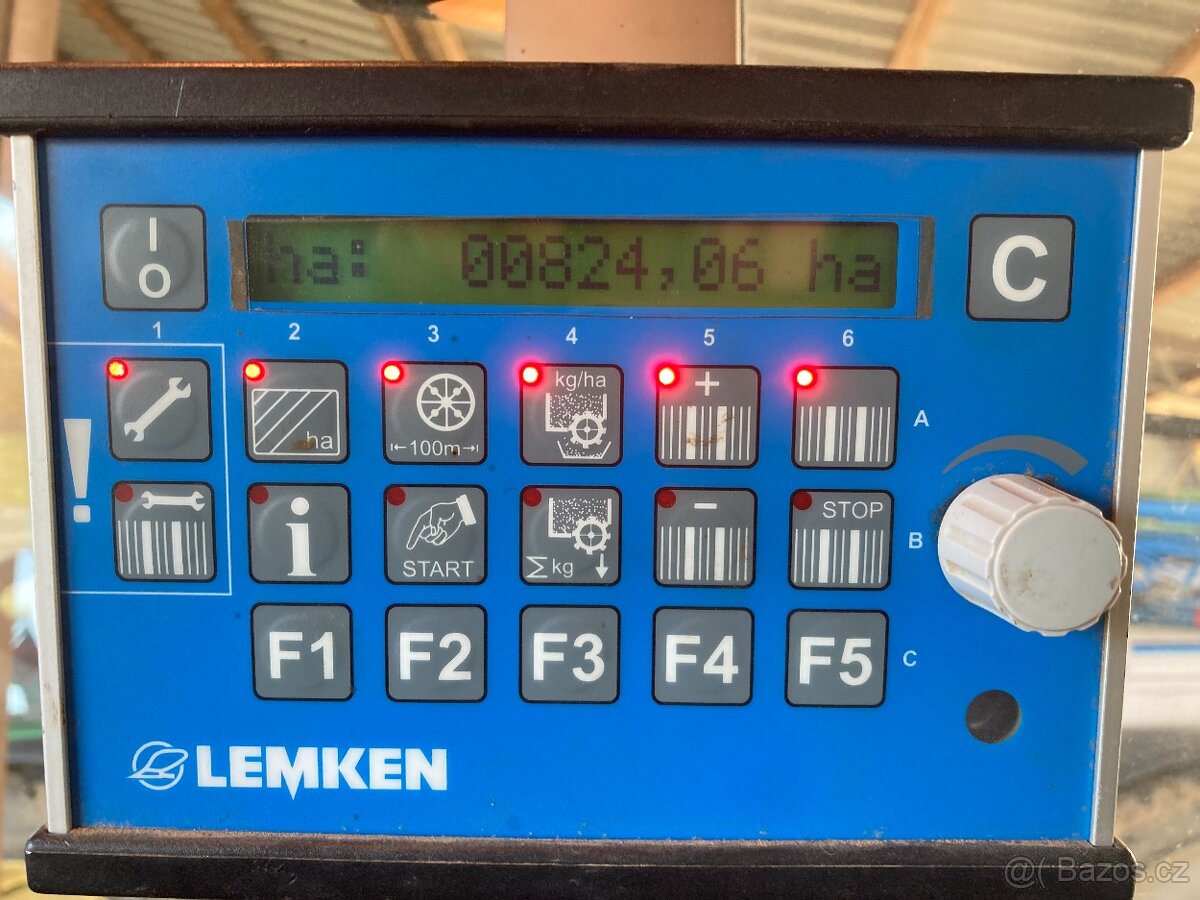 Secí kombinace LEMKEN SOLITAIR 8/300-DS, ZIRKON 8/300 - 8