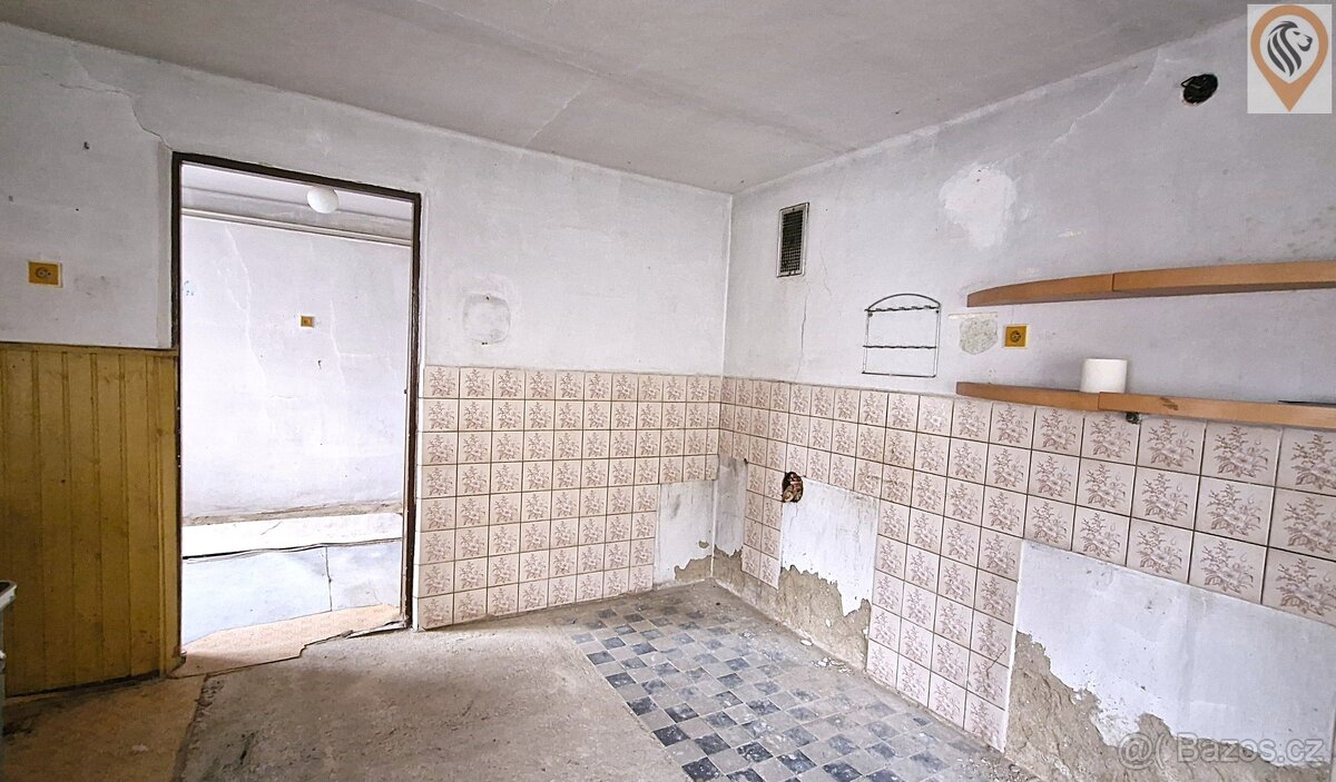 Dům se stodolou v Běšinech, Šumava blízko. - 8