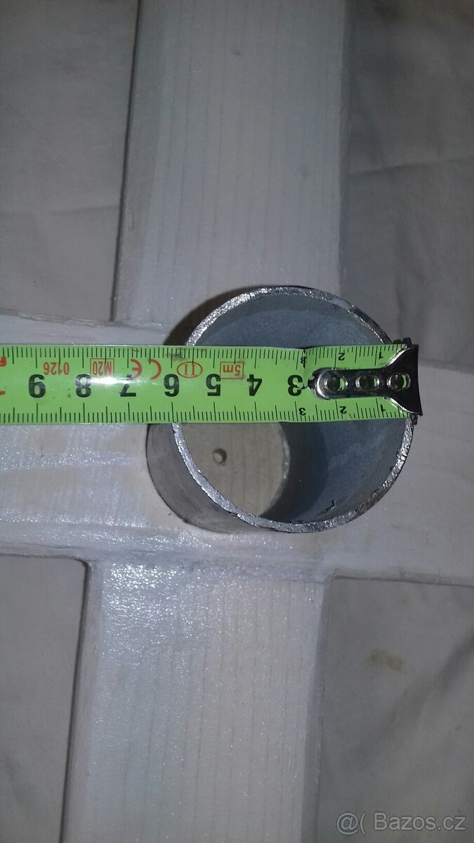 Stojan na vánoční stromek dřevo. 47x47 a 49x49 cm - 8