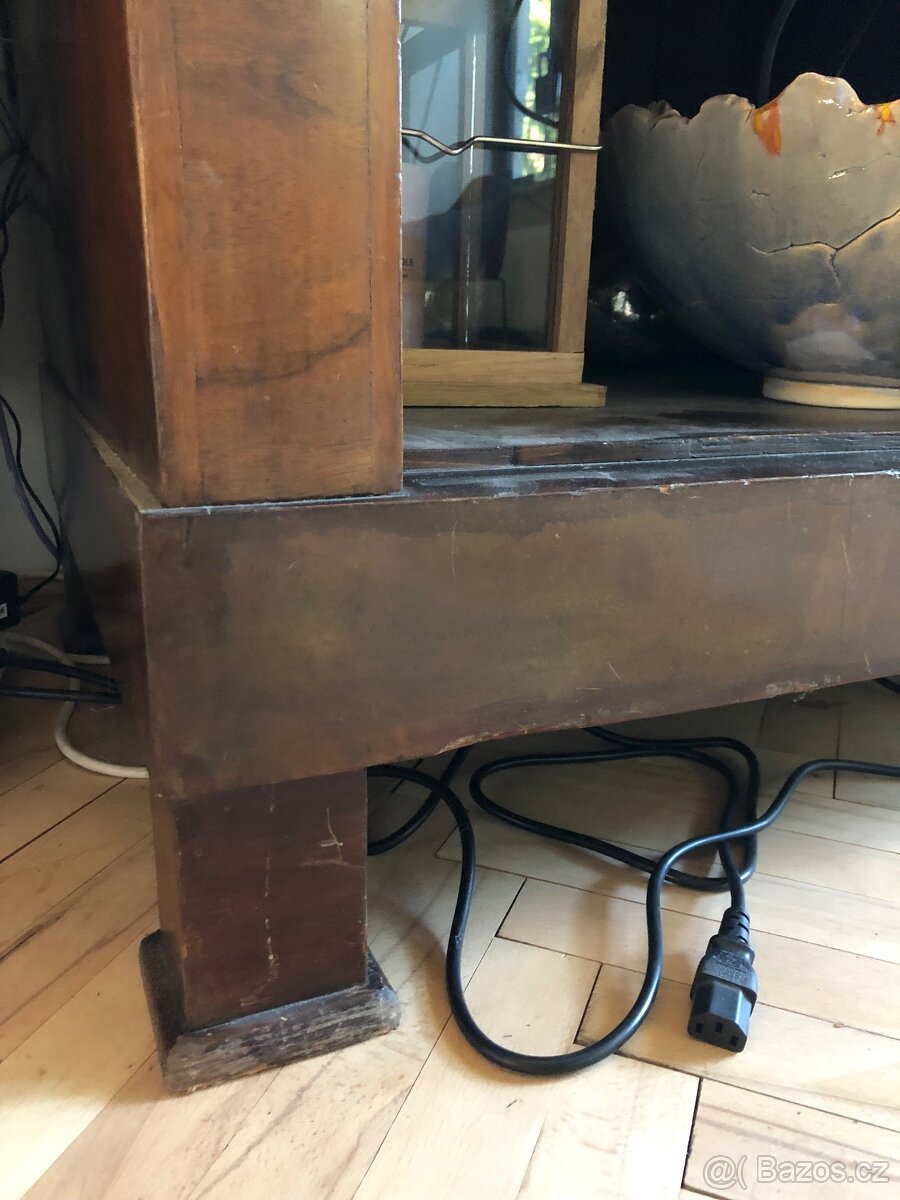 Starožitná knižnica - 8