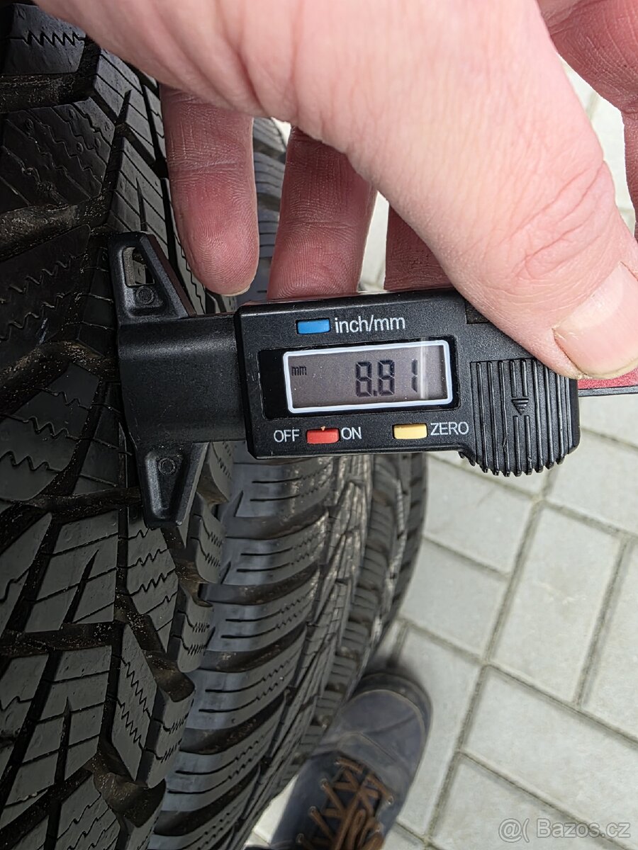 215/65/17 Zimní pneumatiky Hankook i cept Evo 3 - 8