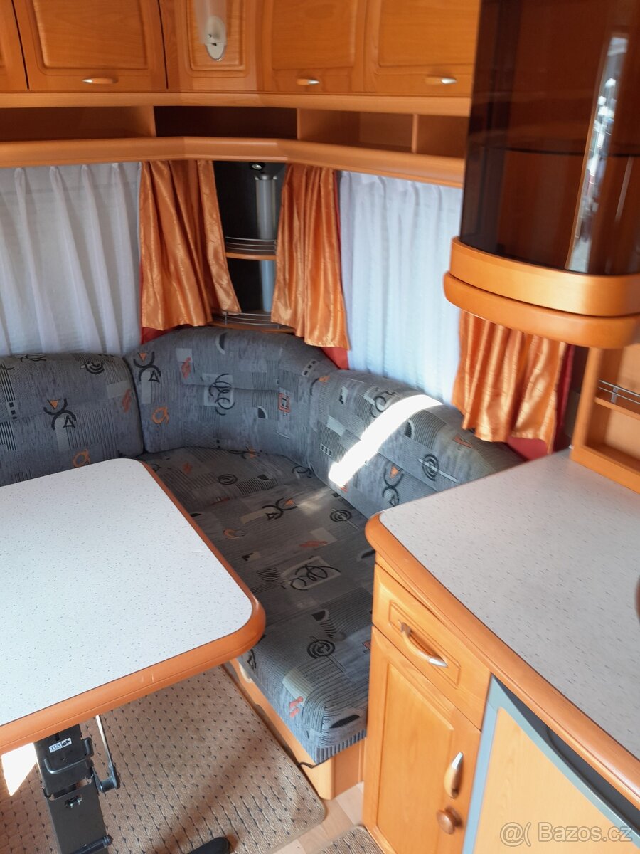 Prodám karavan Hobby 560 Excellent Easy s movery - 8