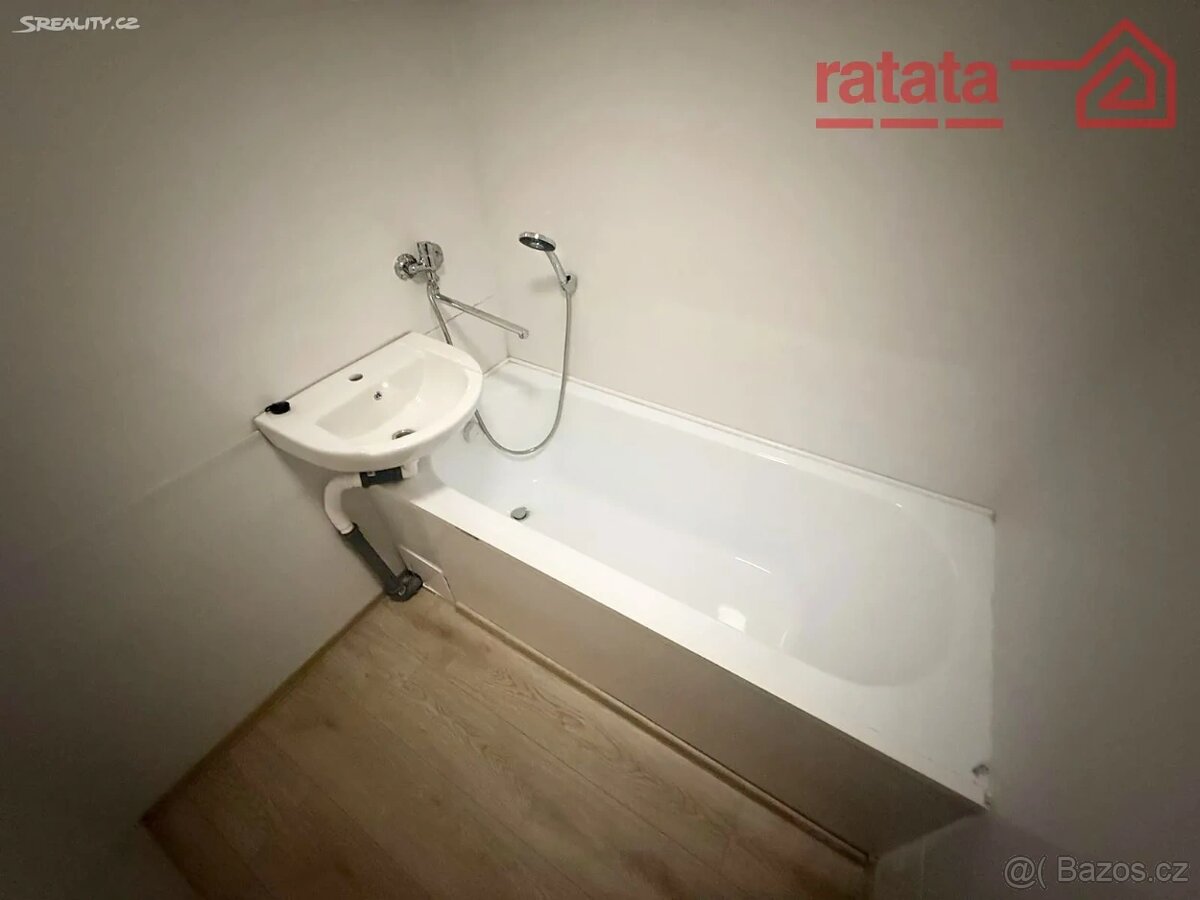 Pronájem bytu 2+1 v Chomutově - 8