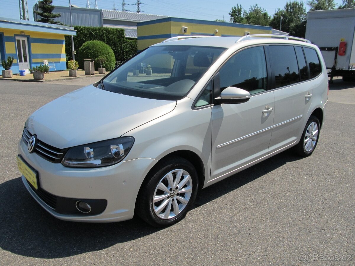 Volkswagen Touran 2.0 TDI 7 míst - 8